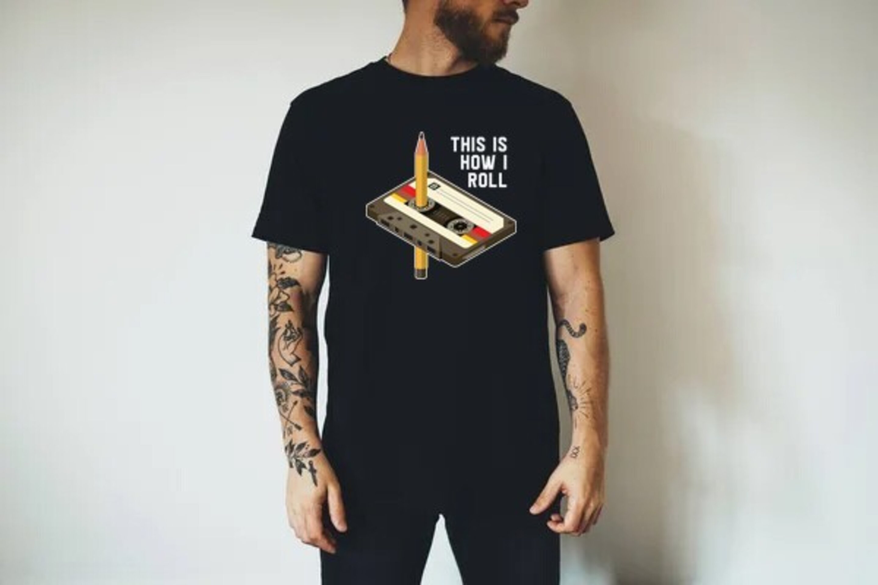 Camiseta Negra Roll - 2